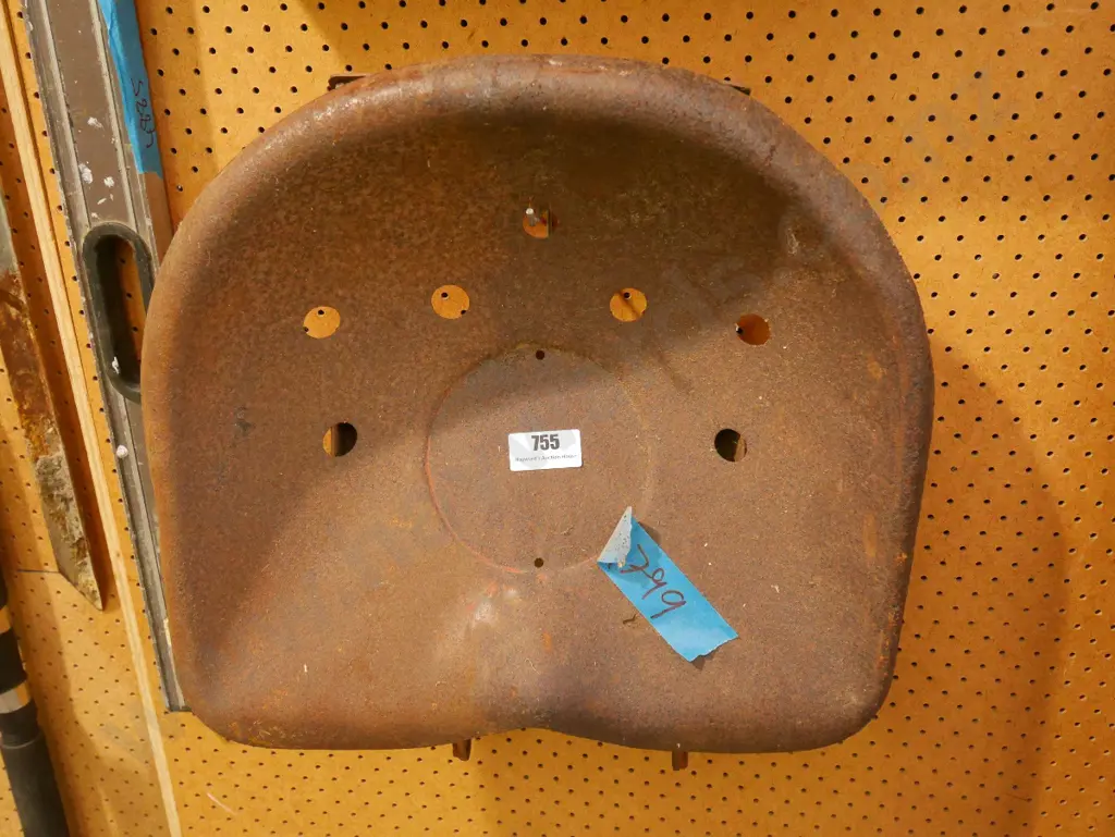 vintage tractor seat Image 1++