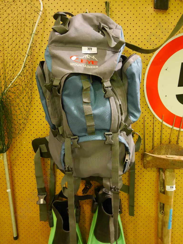 tramping pack Image 1++
