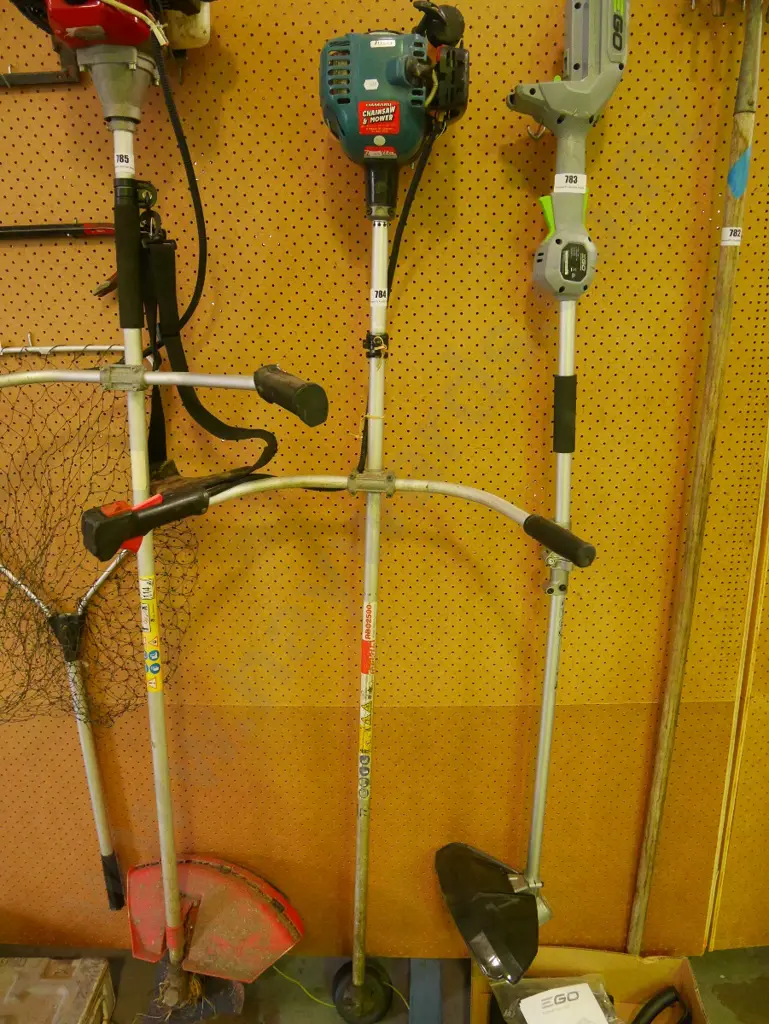 Makita line trimmer Image 1++