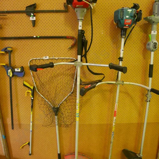 Tool Shed scrub bar
