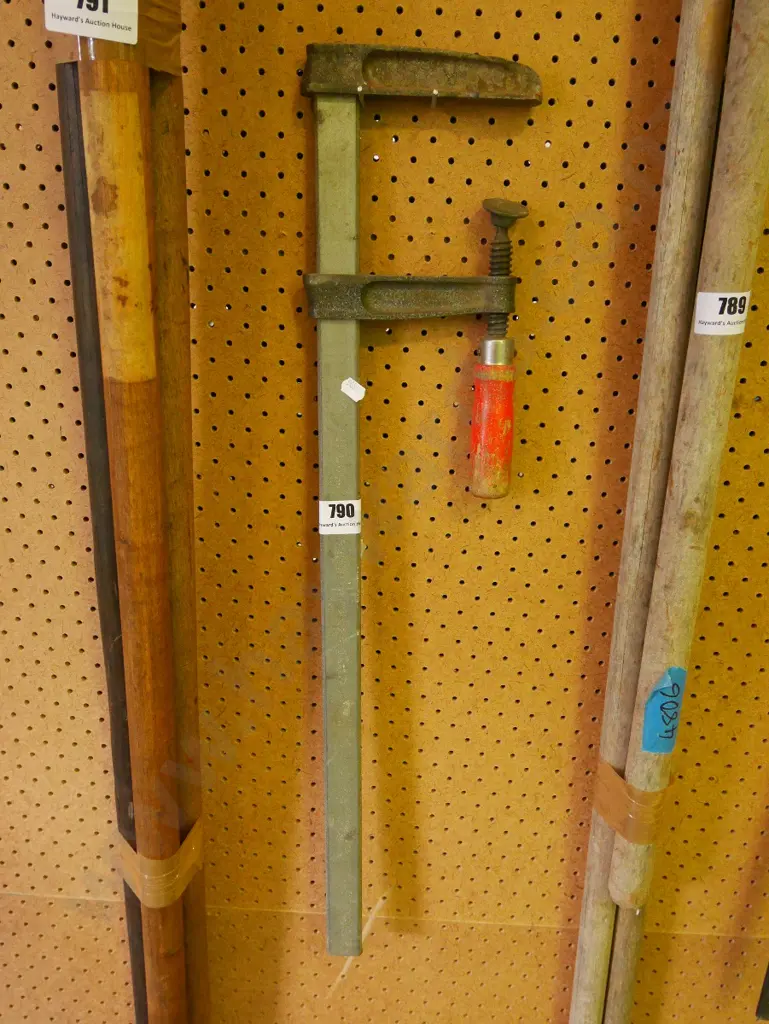 long handled F clamp Image 1++