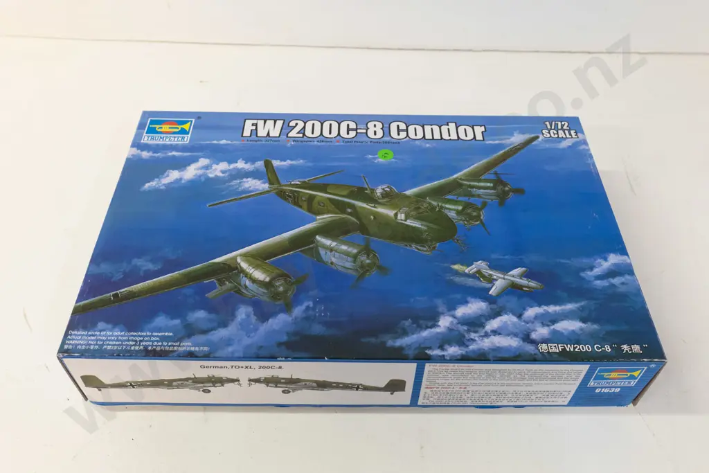 unassembled boxed plastic model kit - Trumpeter 1:72 German FW200 C-* Condor Image 1++