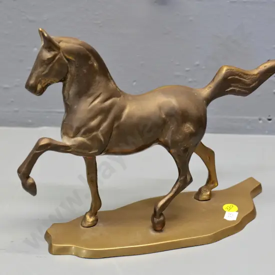 brass horse figure H-200 L-270