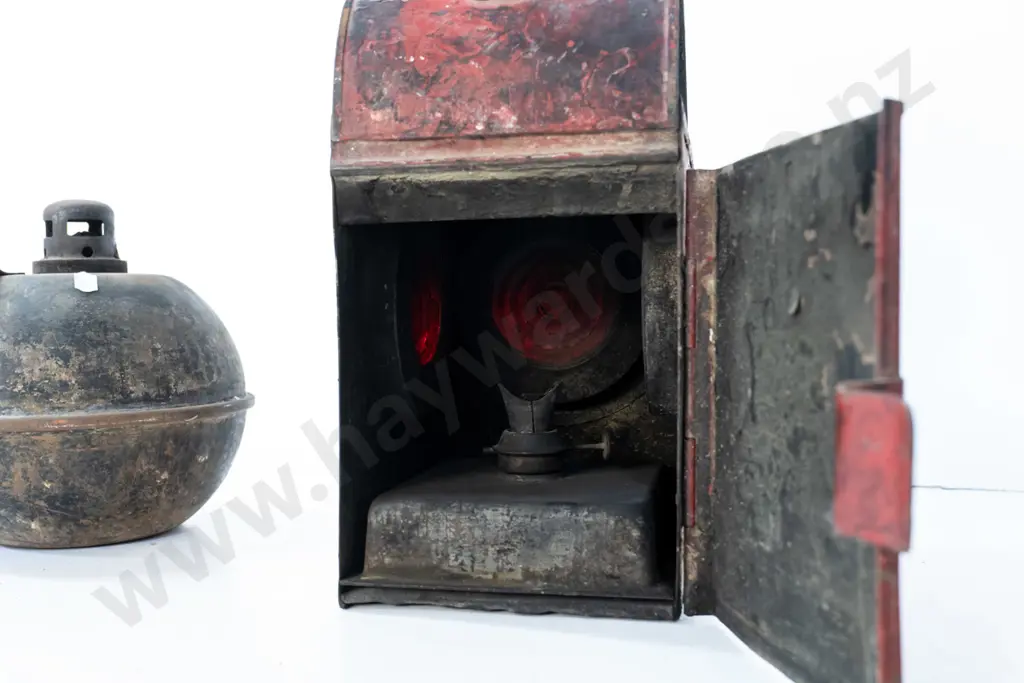 vintage red painted signal lantern with red lenses H-420 heavy globe shaped base of some sort, small red lantern shade Image 1++