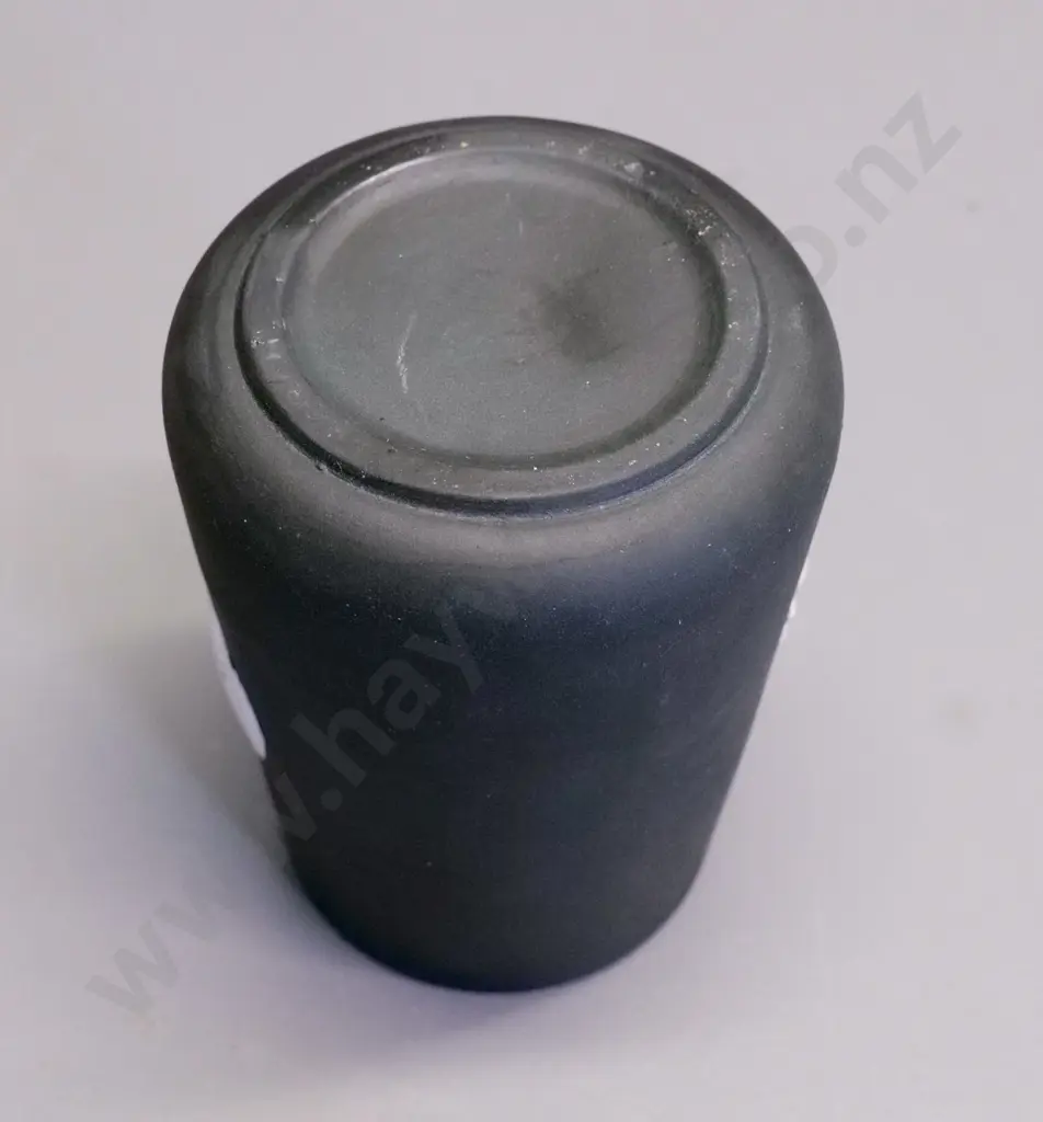Temuka pottery - black jasperware small vase with Maori warrior & kiwi bird decoration, no maker's marks H130 Image 1++