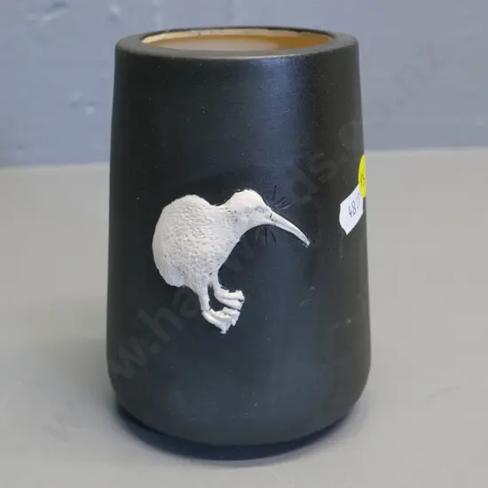 Temuka pottery - black jasperware small vase with Maori warrior & kiwi bird decoration, no maker's marks H130