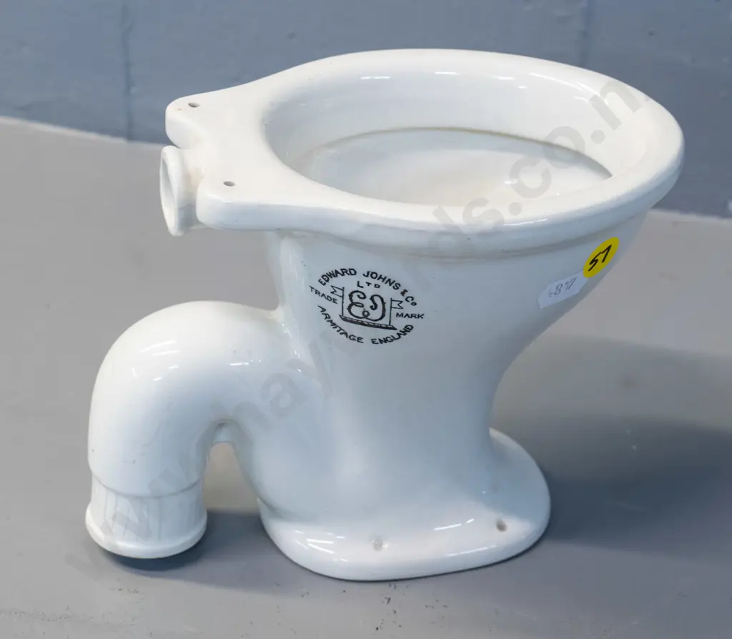 miniature toilet apprentice test piece made in 1912 by T.N. Lovatt H-140 L-140 Image 1++