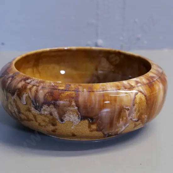 Temuka pottery - Te Rona swirl glaze bowl, signed TN Lovatt H-80 Diameter 200