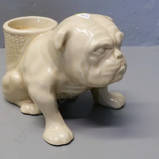 Temuka pottery bulldog table lamp base, marked Temuka Ware H-160 L-230 W-160