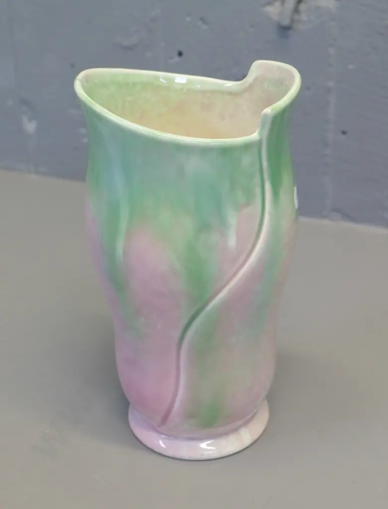Sylvac pink & green vase H-200 Image 1++