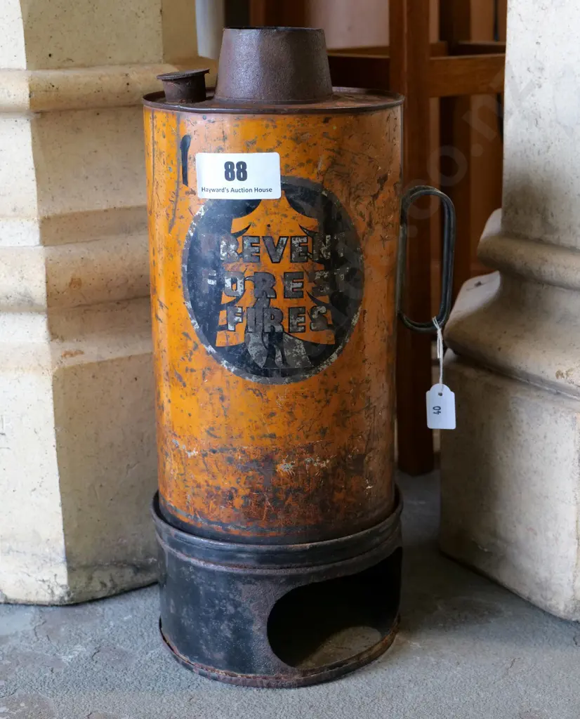 vintage Thermette - some dents and paint loss H-400 Image 1++