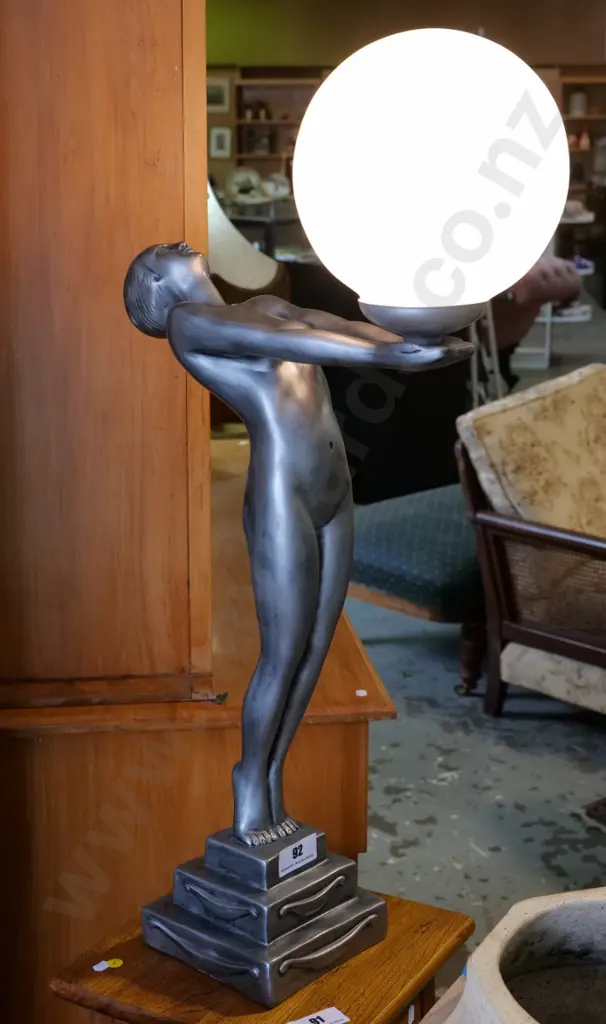 composite reproduction deco figural table lamp with globe shade H-790 Image 1++
