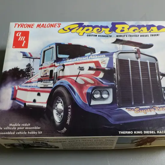 AMT Kenworth Tyrone Malone's Super boss Custom Kenworth yet to be assembled plastic model in original box