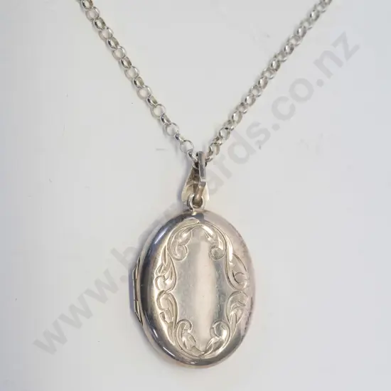 silver locket engraving on front only stamped 925
