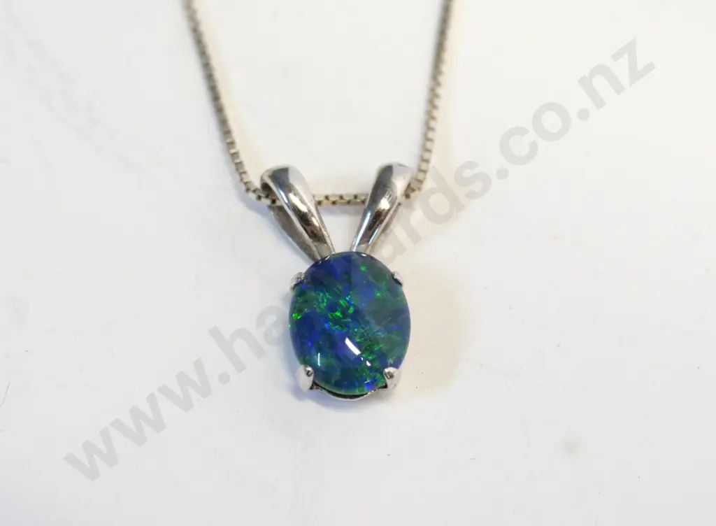 silver opal necklace stamped 925 Image 1++