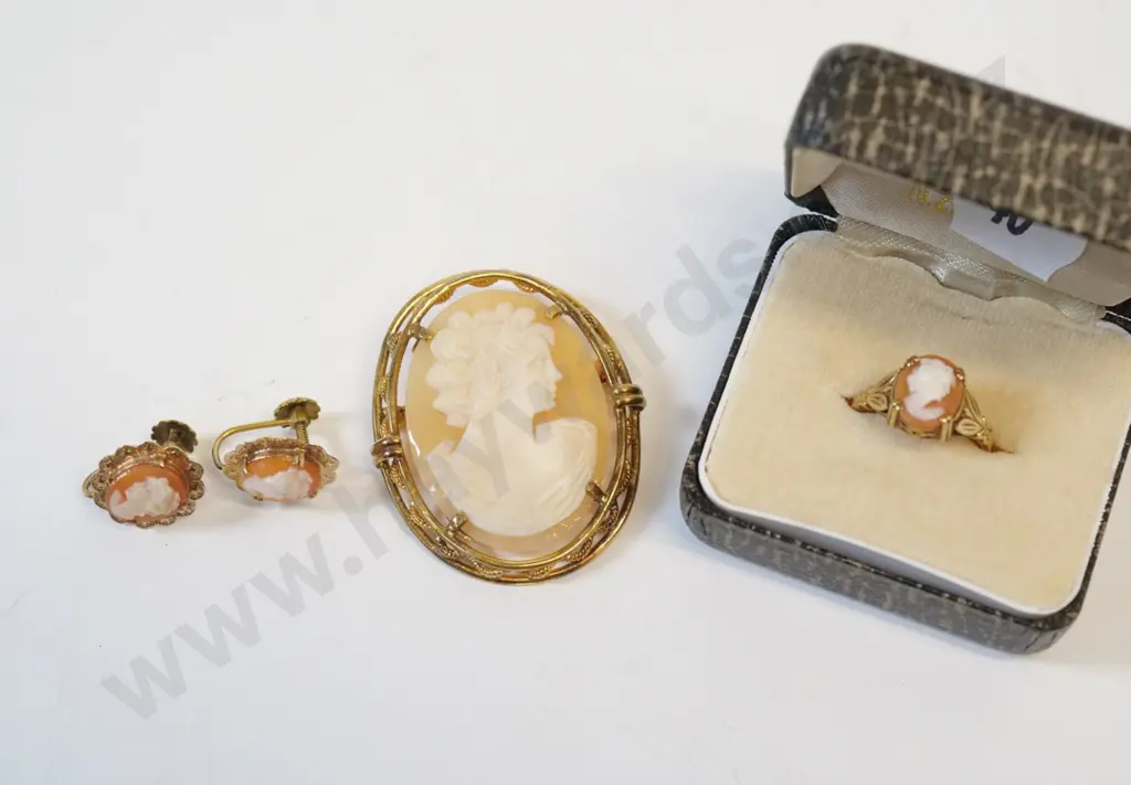 cameo brooch [rolled gold], ring [9ct] & earring [9ct screw on] Image 1++