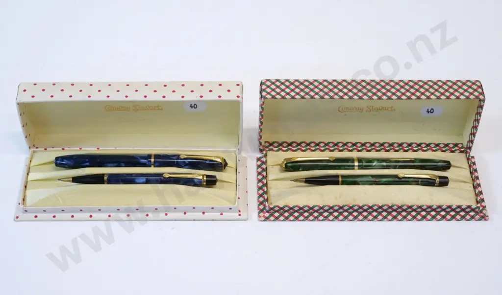 2 cased Conway Stewart pens - 1 set green & 1 set blue Image 1++