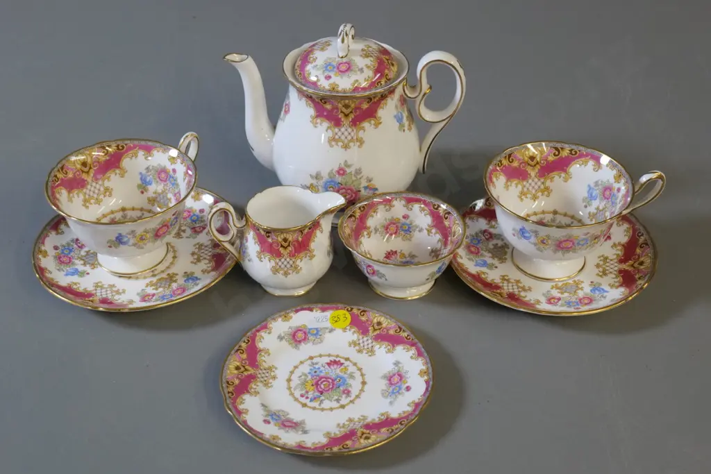 Shelley 'Sheraton' pattern early morning tea for two Image 1++