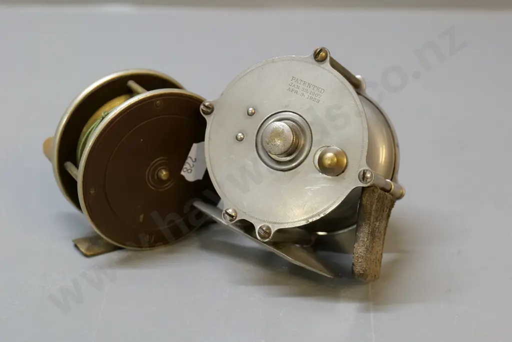 2 vintage fishing reels - brass with bone handle & metal 4 Brothers Beacon, patent 1905, D-70 Image 1++