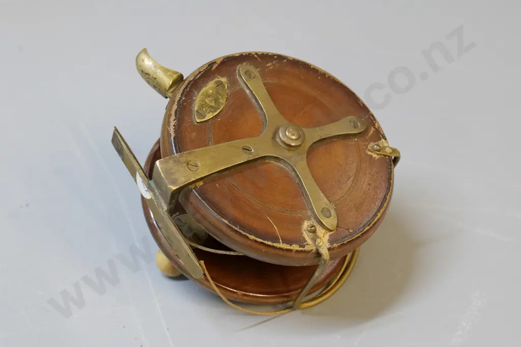 vintage Allcock & Co wood, brass and bone fishing reel - diameter 110 Image 1++