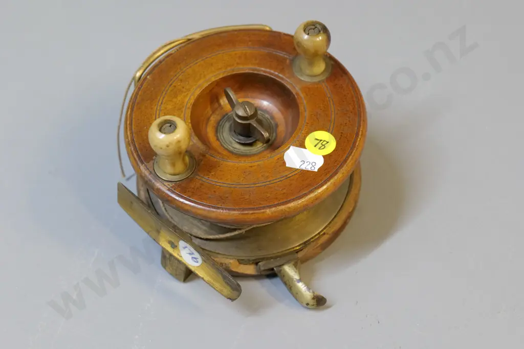 vintage Allcock & Co wood, brass and bone fishing reel - diameter 110 Image 1++