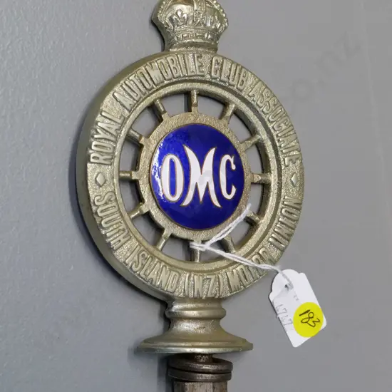 cast metal car badge with ceramic OMC centre - Royal Automobile Club Associate South Island New Zealand H-170