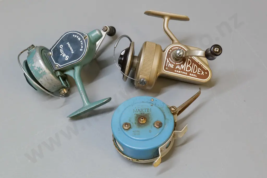 3 fishing reels - Young & Sons Ambidex, Martin D-75, and a Swiss-made Salmo Image 1++