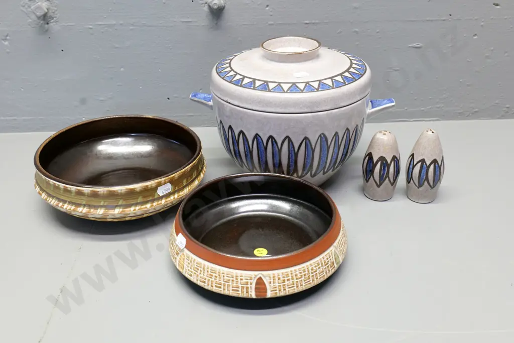 German pottery items - 2 shallow bowls and a lidded casserole D-200 with matching salt & pepper Image 1++