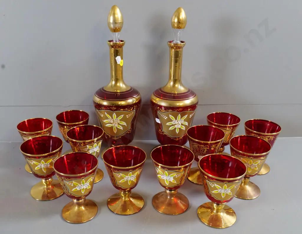 red Venetian glassware set - 2 stoppered decanters and 12 glasses Image 1++