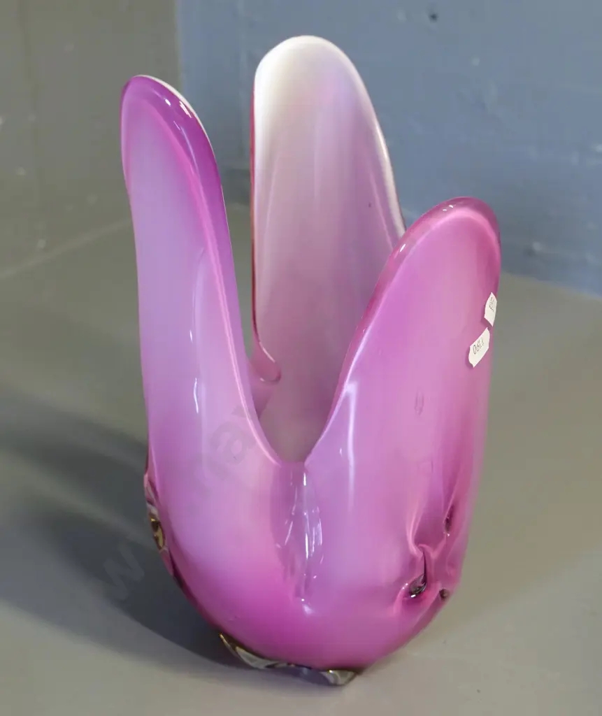 pink and clear art glass vase H-300 Image 1++