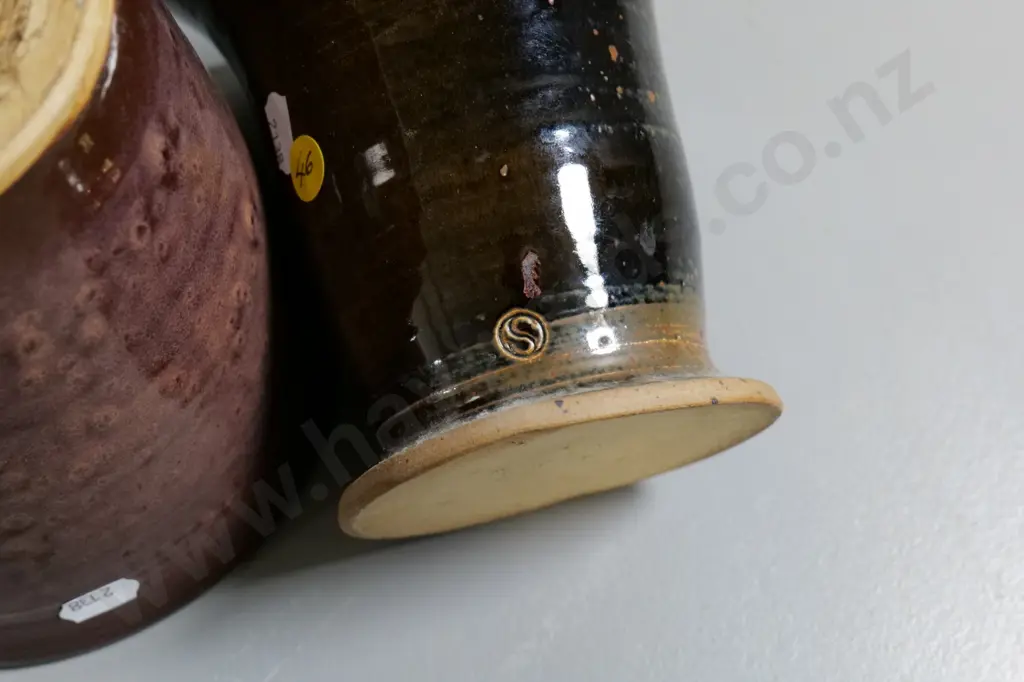 2 studio pottery items, unknown maker - mark is 'S' in circle - each H-150, wider flared vase D-150 Image 1++