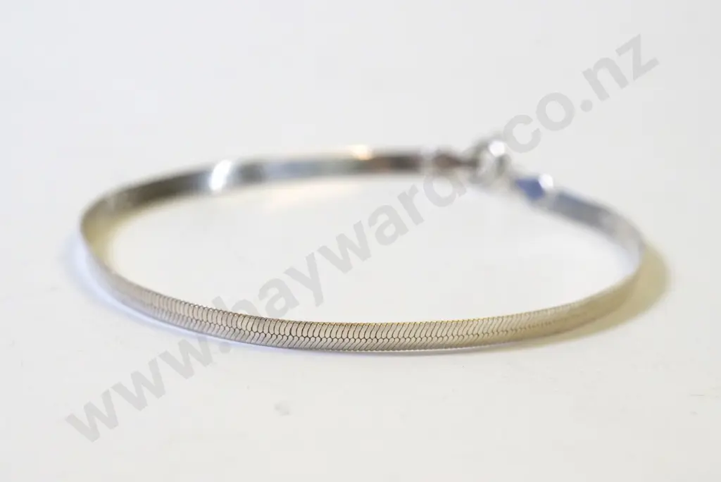 silver bracelet stamped 925 Image 1++