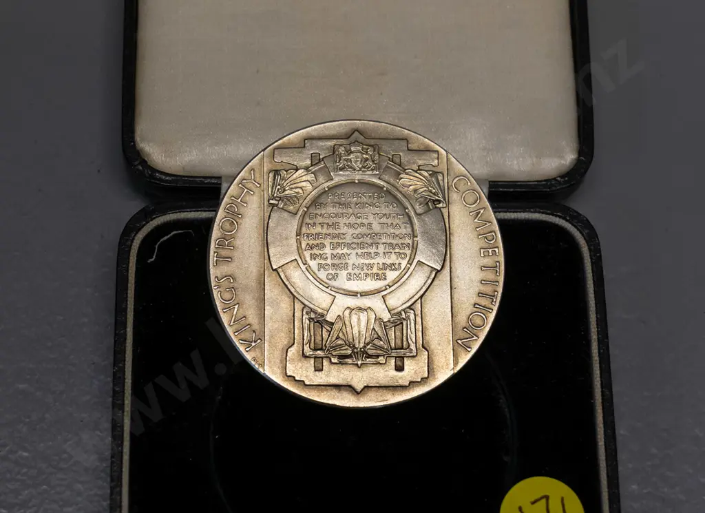 King's Trophy Competition (British) NRA Special Distinction medal in velvet lined leather covered case - medal D-50 Image 1++