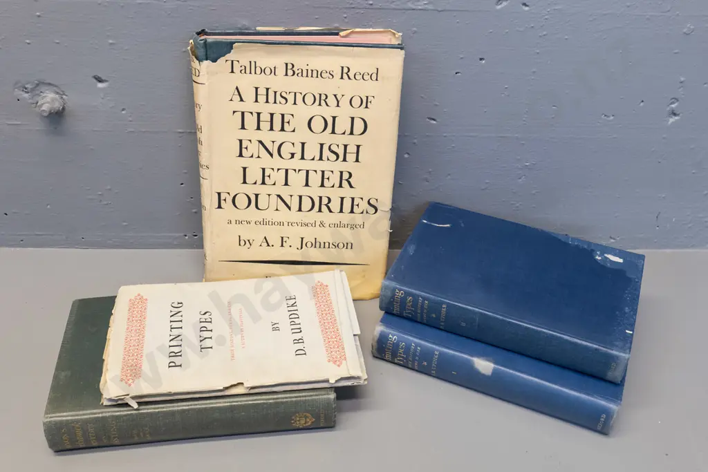 4 books on history of printing and typefaces - D.B. Updike, T.B. Reed, and Moxon's Mechanick Exercises - all have wear Image 1++