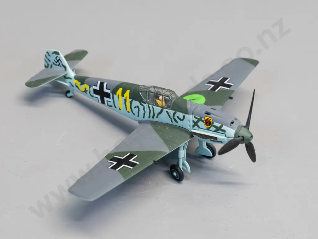 Corgi 1:72 die-cast Messerschmidt BF109 fighter Image 1++
