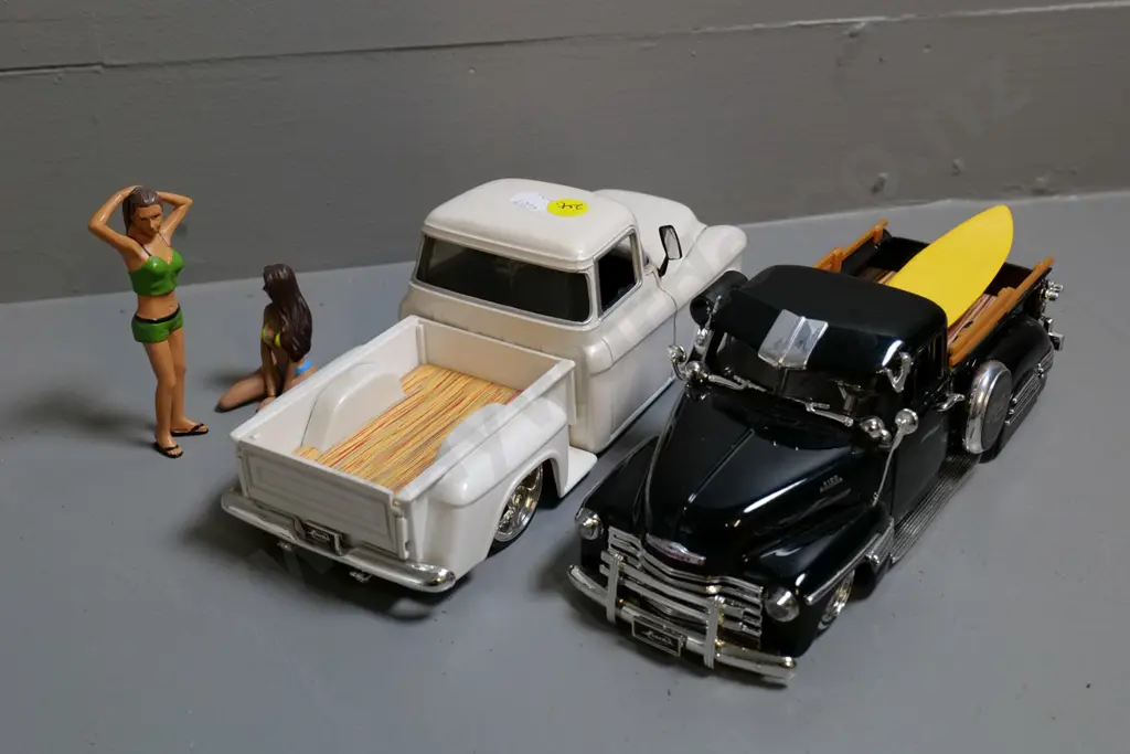 2 1:24 Jada die-cast model trucks - Chevy pickups, with surf board and 2 figurines Image 1++