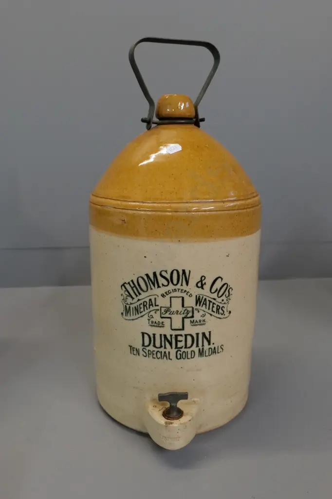 2-Gallon Thomson & Co Dunedin narrow-mouth crock with metal spigot and handle H430 D-230 Image 1++