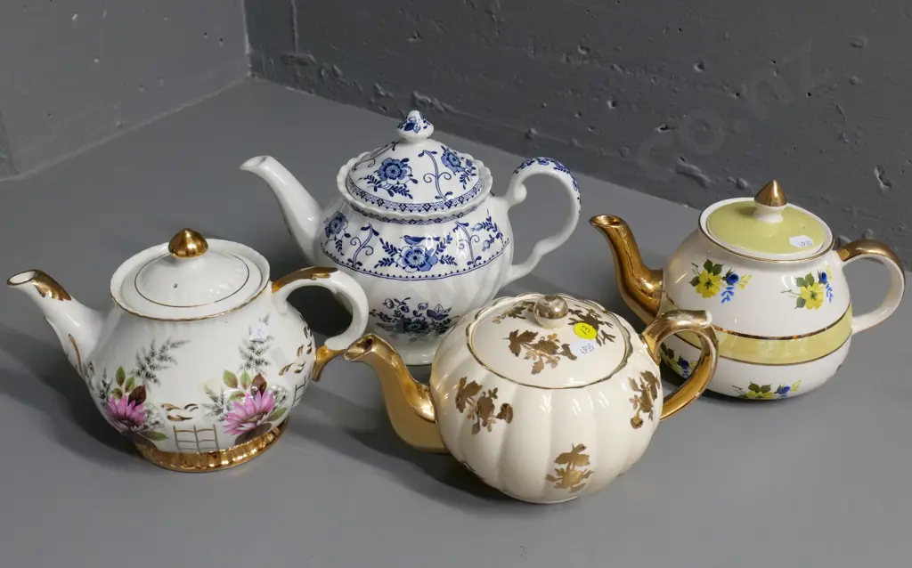 4 English china teapots - 2 Gibson, Wood & Son, and one other Image 1++