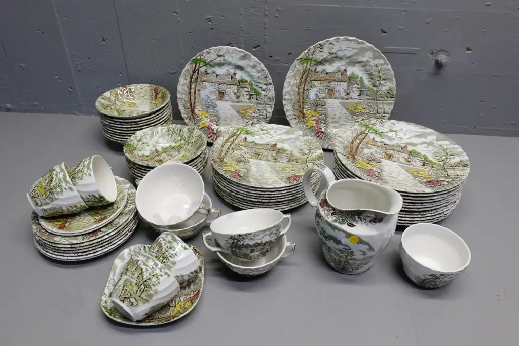 assorted British Anchor Country Cottage dinnerware - 26 dinner plates, 17 bowls, jug, etc. Image 1++