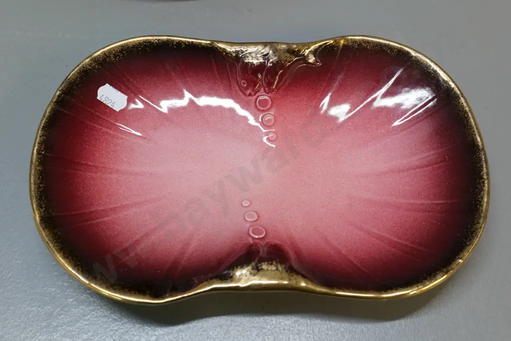 Ascot Crown Lynn gilt and red fish plate L-250 W-160 & a Carlton Ware Rouge Royale bowl L-270 W-220 Image 1++