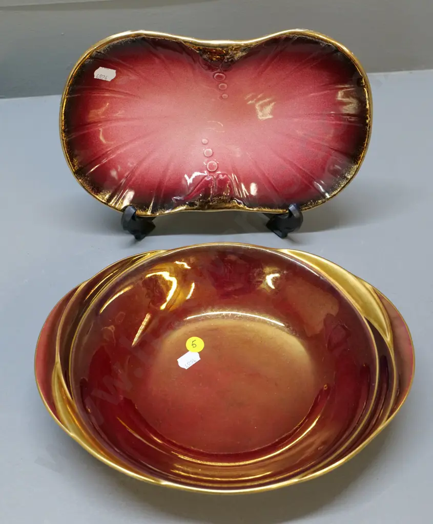 Ascot Crown Lynn gilt and red fish plate L-250 W-160 & a Carlton Ware Rouge Royale bowl L-270 W-220 Image 1++