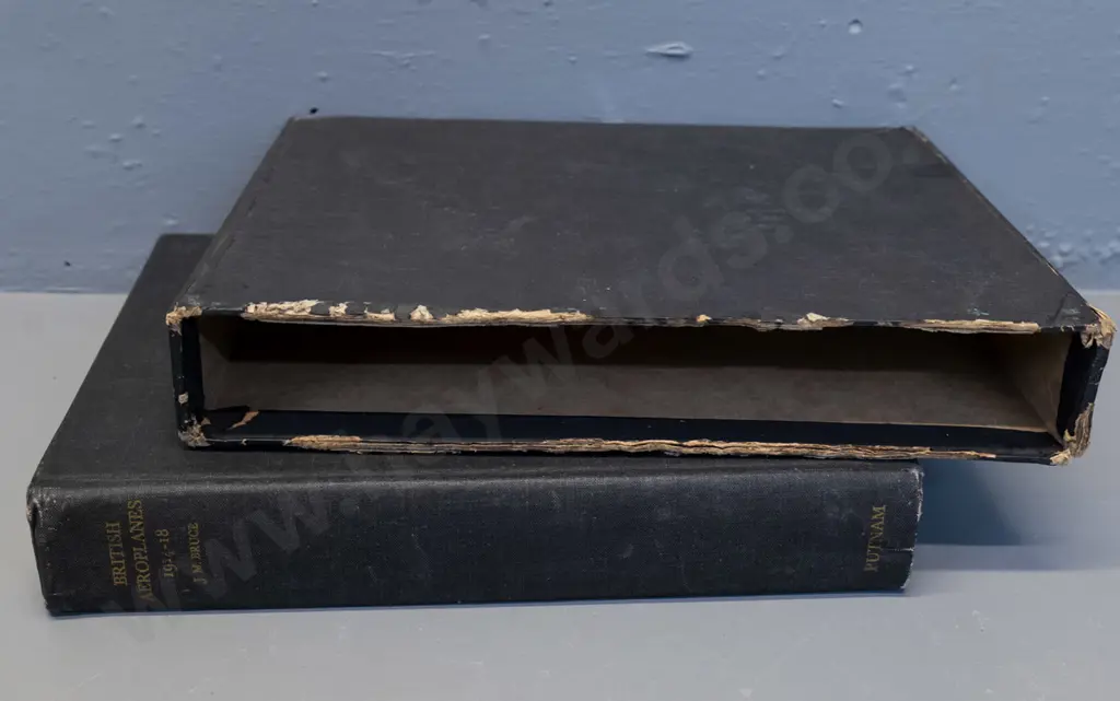 slip-cased book: British Aeroplanes 1914-1918 - JM Bruce. Pub Putnams, 1957 - has inscription, wear to slip-case Image 1++