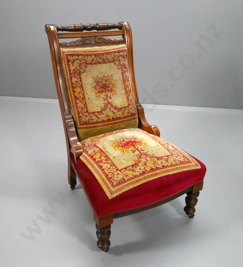 Edwardian armless lounge chair w/carved back rail, porcelain casters, original velvet H970 W640 D790 Image 1++