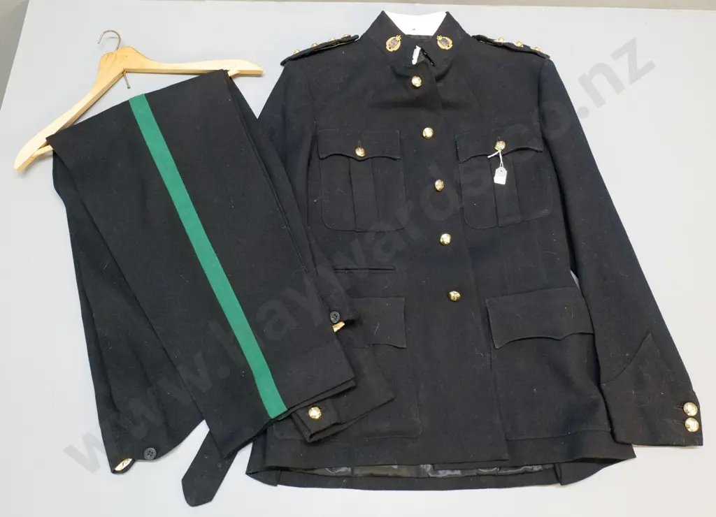 military uniform - jacket & trousers - with Royal New Zealand Dental Corp. badges, Booker's Wellington label Image 1++