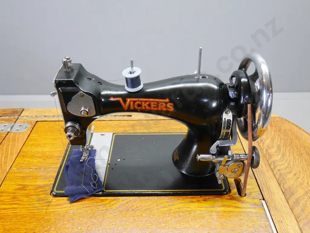 deco oak-cased Vickers treadle sewing machine with 6 drawers, flip-top leaf, knee lever H-780 W-870 D-470 Image 1++