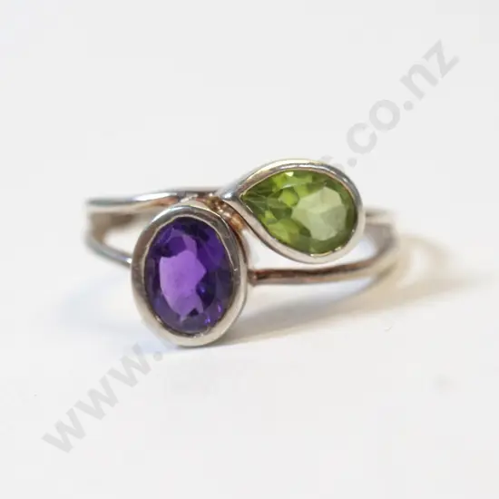 silver amethyst / tourmaline ring stamped 925