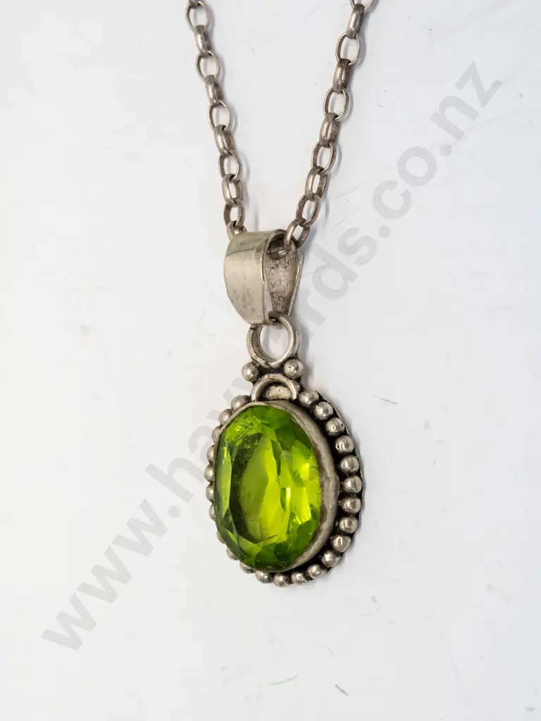 green stone necklace chain stamped 925 Image 1++