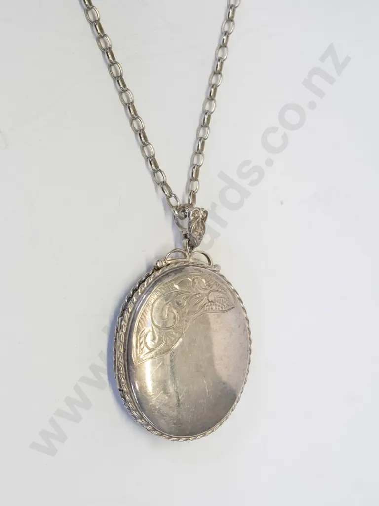 silver locket engraving on front only stamped stgsil Image 1++