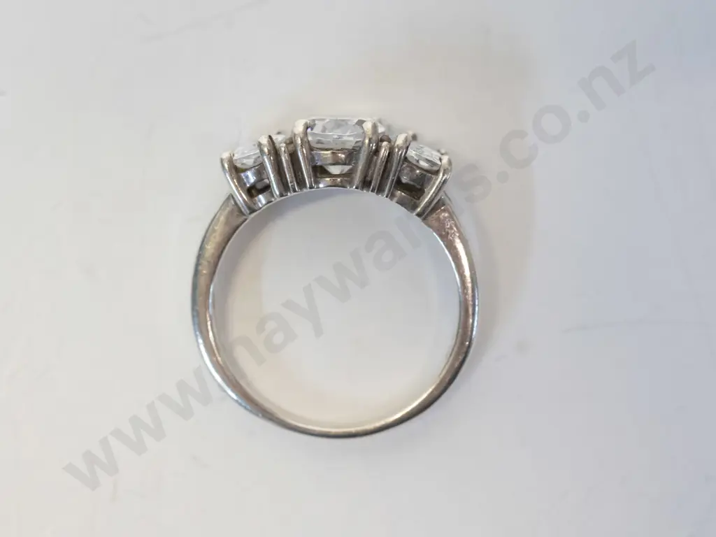 cz dress ring stamped 925 Image 1++