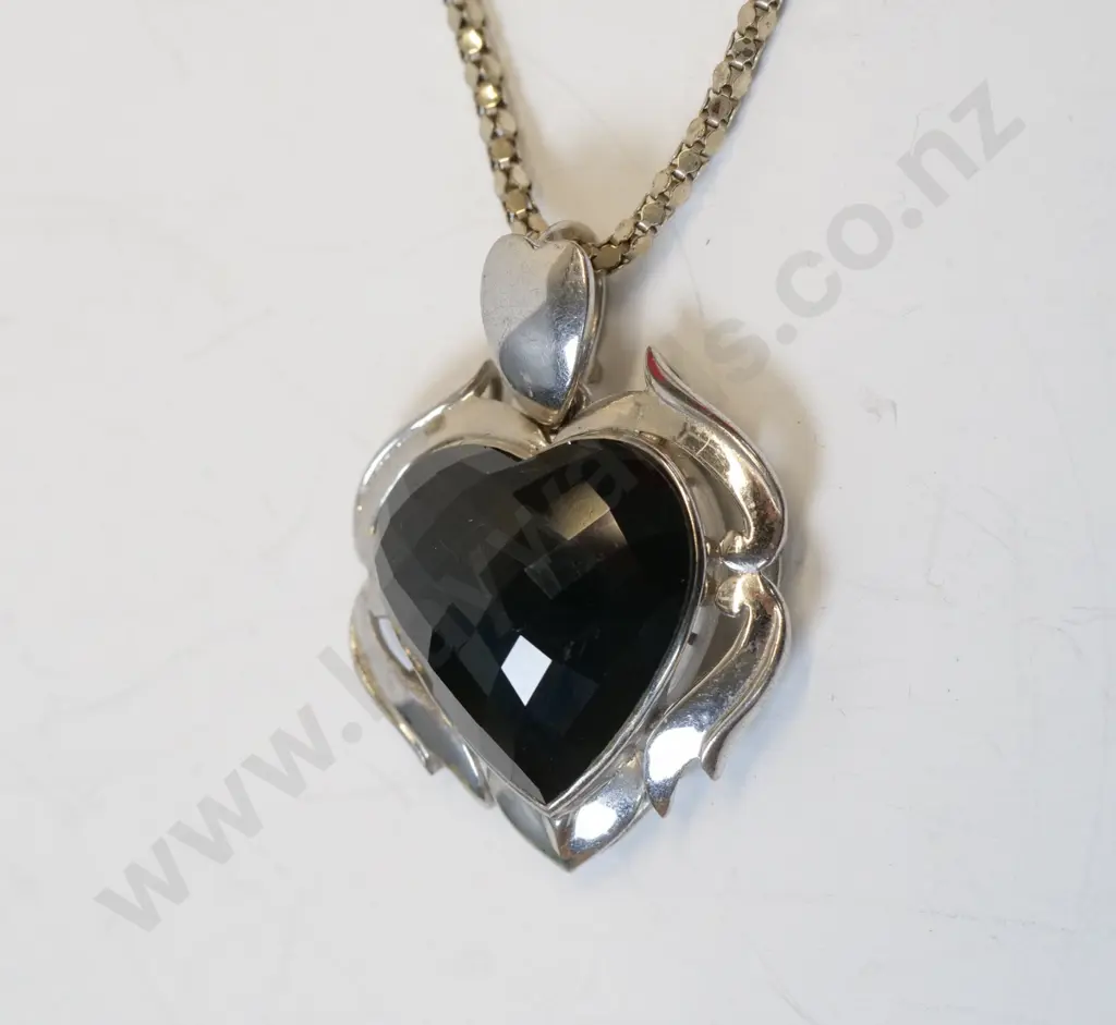 silver / black stone necklace necklace stamped925 Image 1++